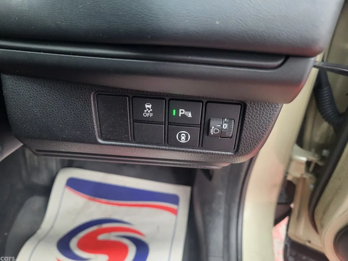Honda HR-V SUV, Petrol Hybrid, 2023, Beige