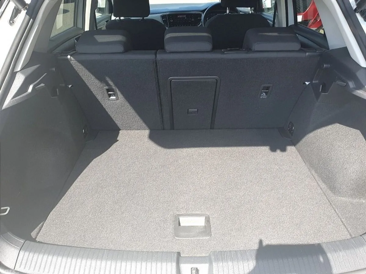 Volkswagen T-Roc SUV, Diesel, 2022, White