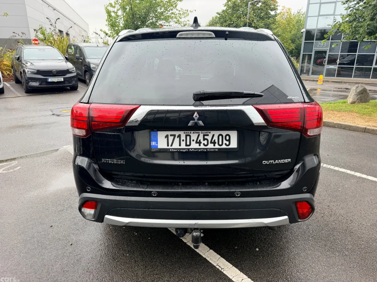 Mitsubishi Outlander SUV, Diesel, 2017, Black