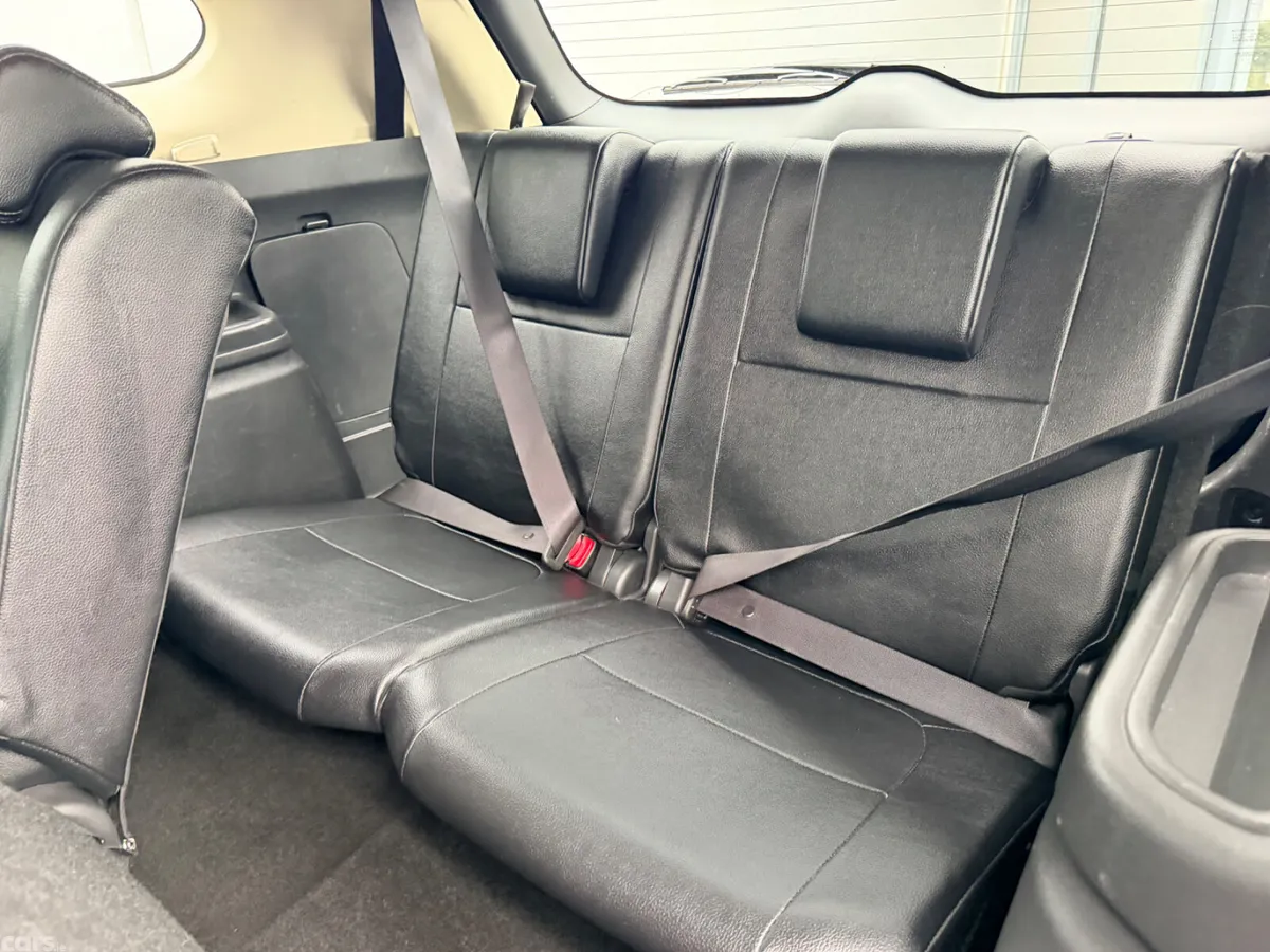 Mitsubishi Outlander SUV, Diesel, 2017, Black