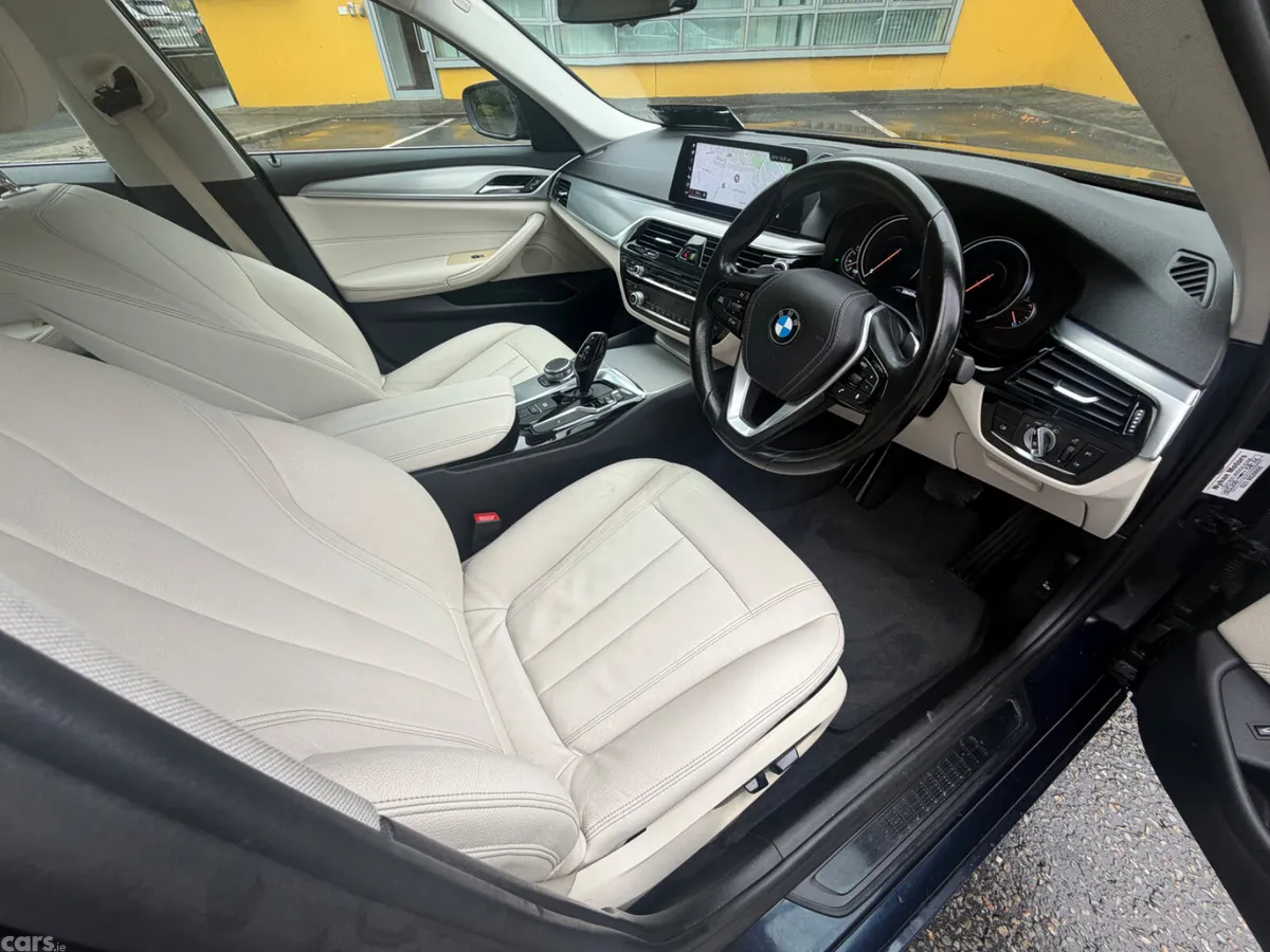 BMW 5-Series Saloon, Diesel, 2018, Blue