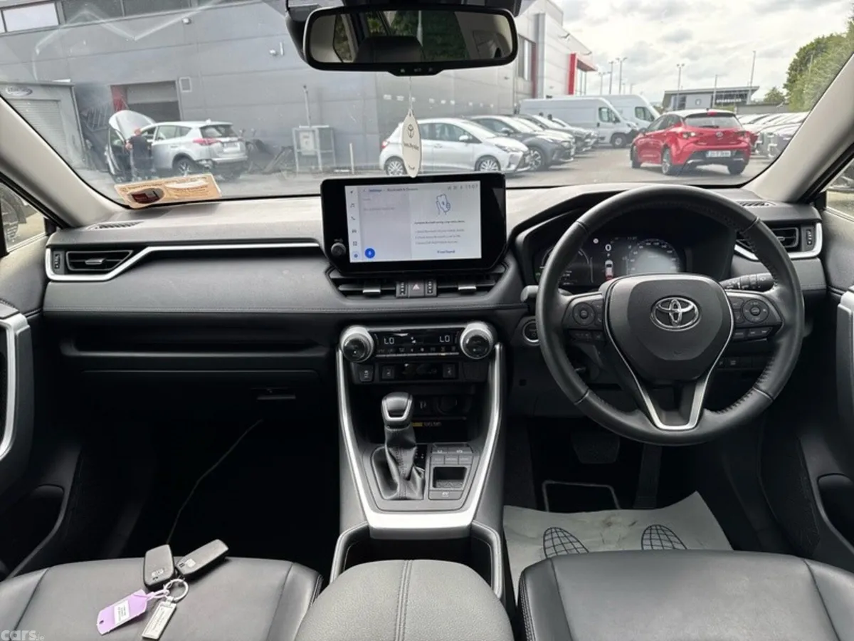 Toyota RAV4 SUV, Petrol Hybrid, 2024, Grey