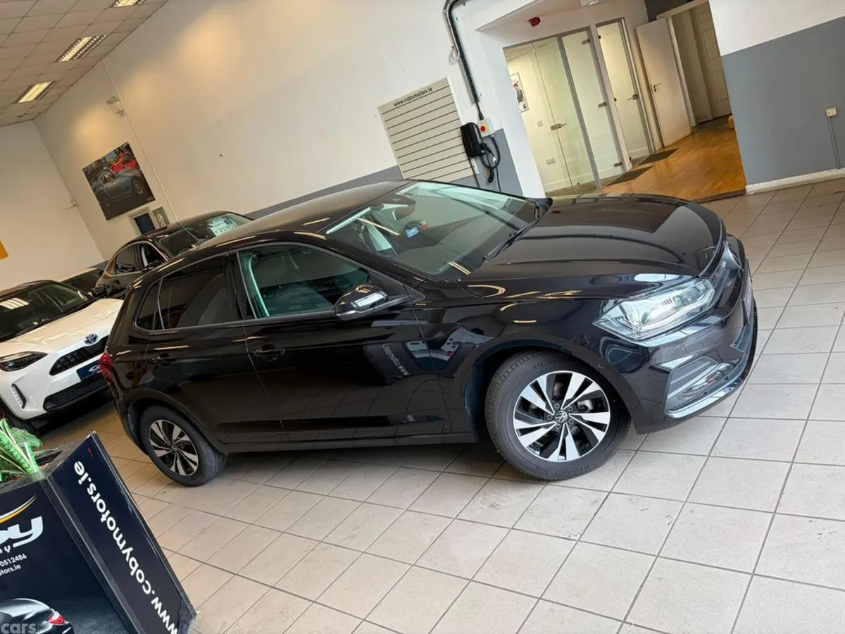 Volkswagen Polo Hatchback, Petrol, 2021, Black