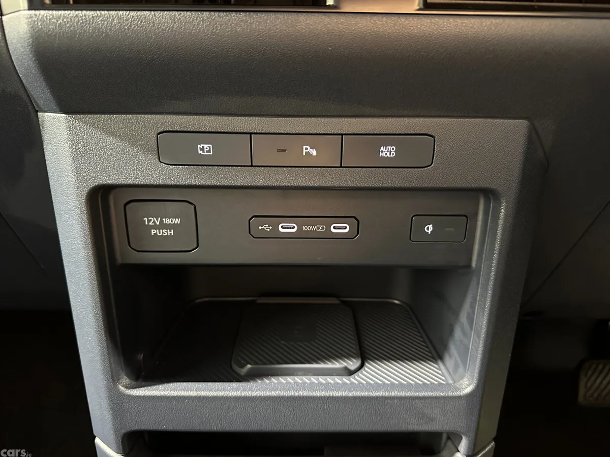 Kia PV5 Van, Electric, 2026, Grey