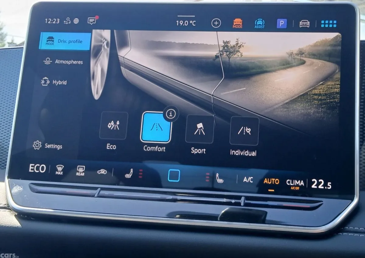 Volkswagen Tiguan SUV, Petrol Plug-in Hybrid, 2026, Grey