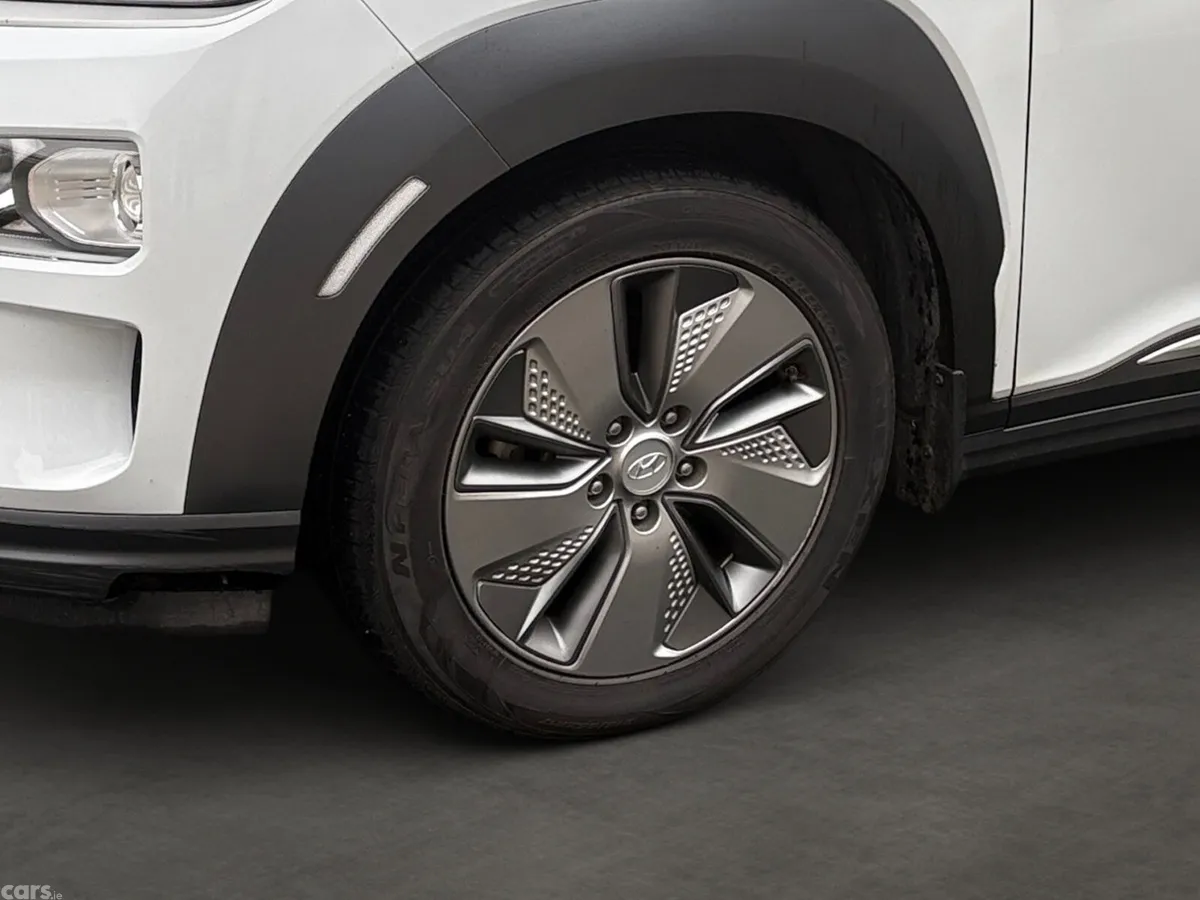 Hyundai KONA MPV, Electric, 2021, White