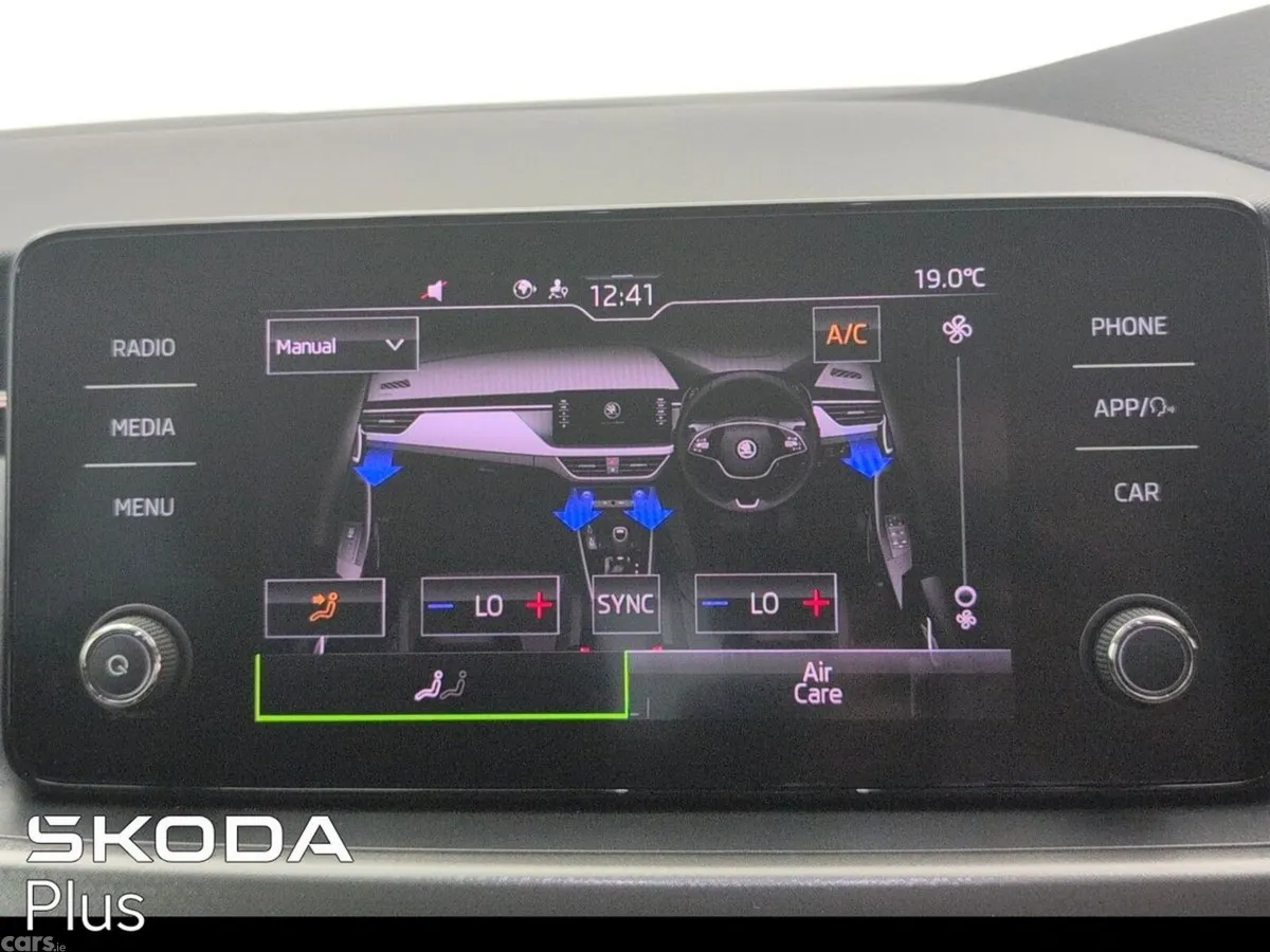 Skoda Kamiq SUV, Petrol, 2024, Grey