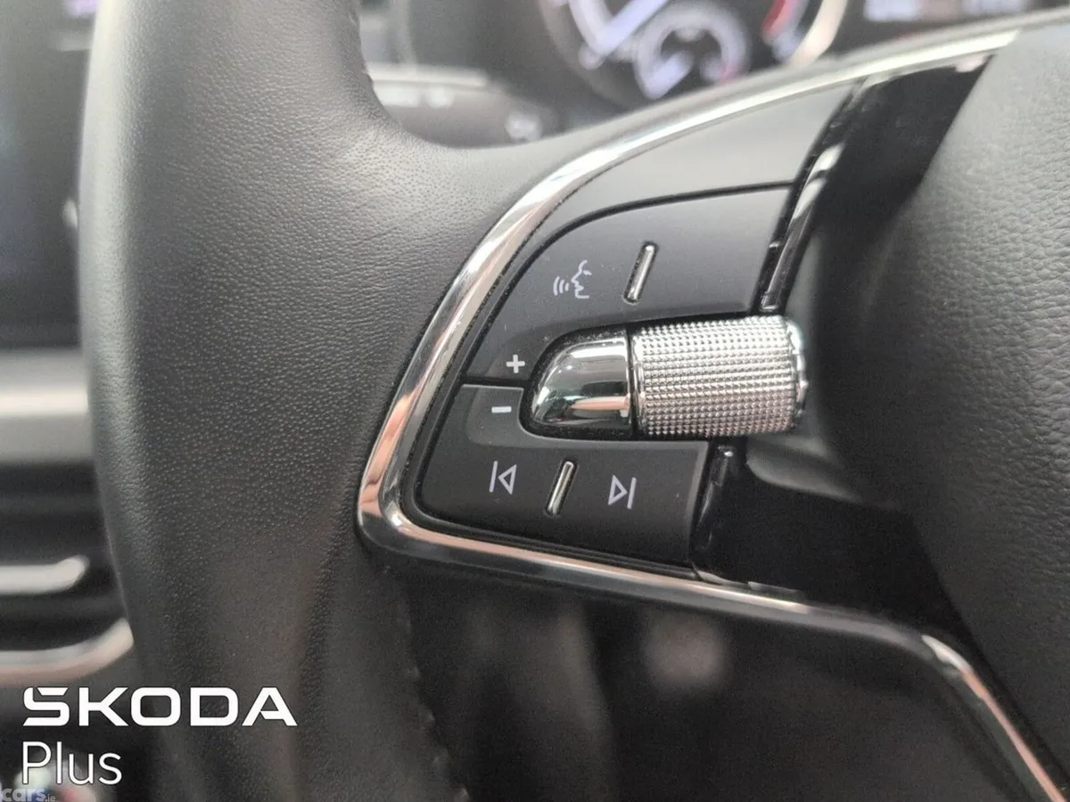 Skoda Kamiq SUV, Petrol, 2024, Grey