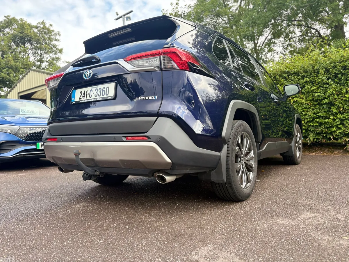 Toyota RAV4 SUV, Petrol Hybrid, 2024, Blue