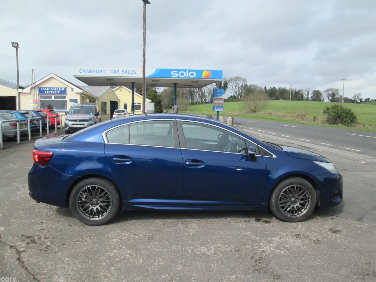 Toyota Avensis Saloon, Diesel, 2015, Blue
