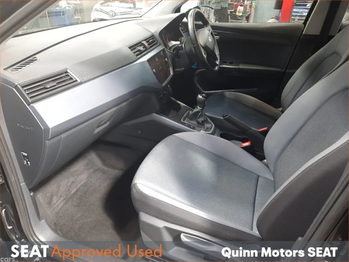 SEAT Arona Hatchback, Petrol, 2021, Black