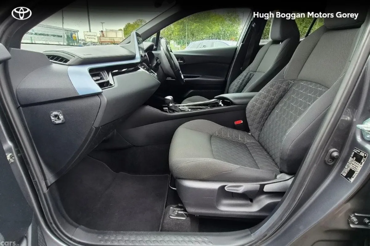 Toyota C-HR SUV, Petrol Hybrid, 2022, Grey