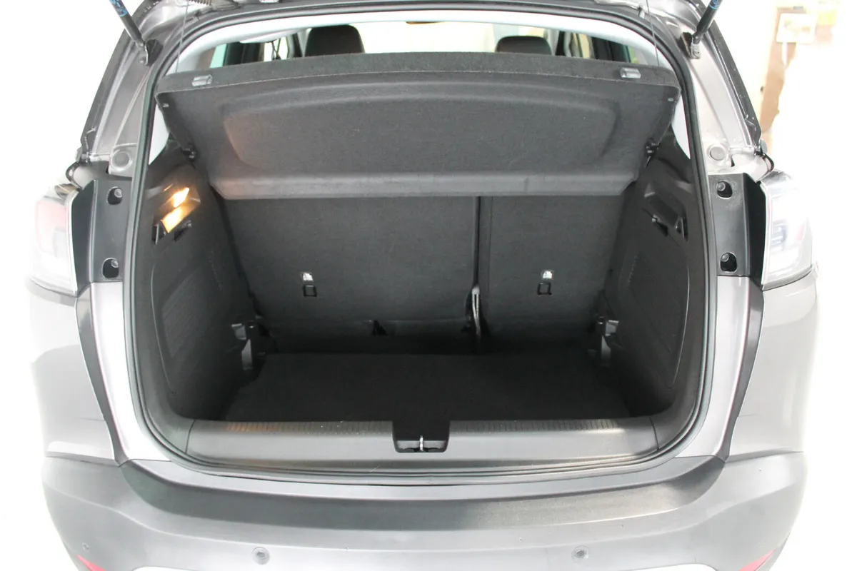 Opel Crossland SUV, Petrol, 2023, Grey