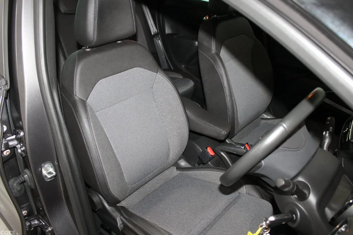 Opel Crossland SUV, Petrol, 2023, Grey