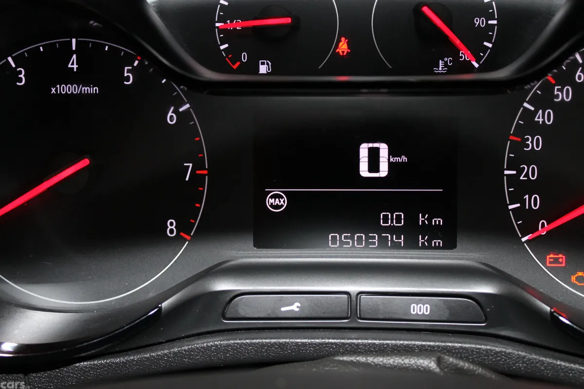 Opel Crossland SUV, Petrol, 2023, Grey