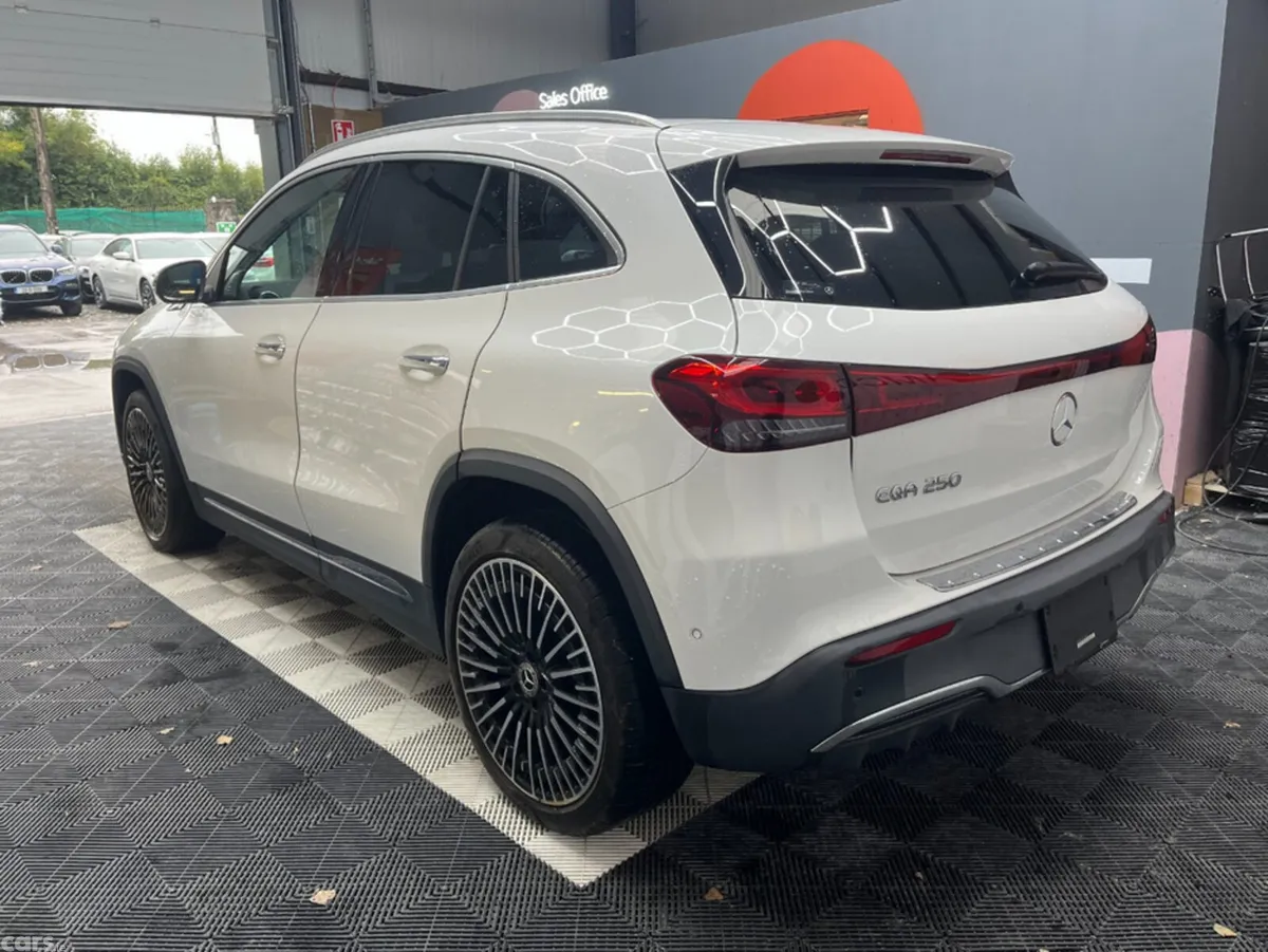 Mercedes-Benz EQA SUV, Electric, 2023, White