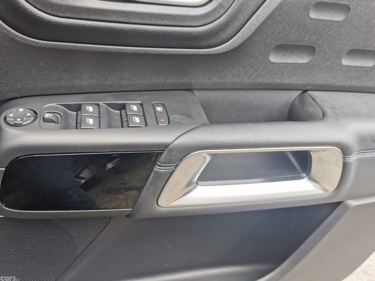 Citroen C5 Aircross MPV, Diesel, 2022, Blue