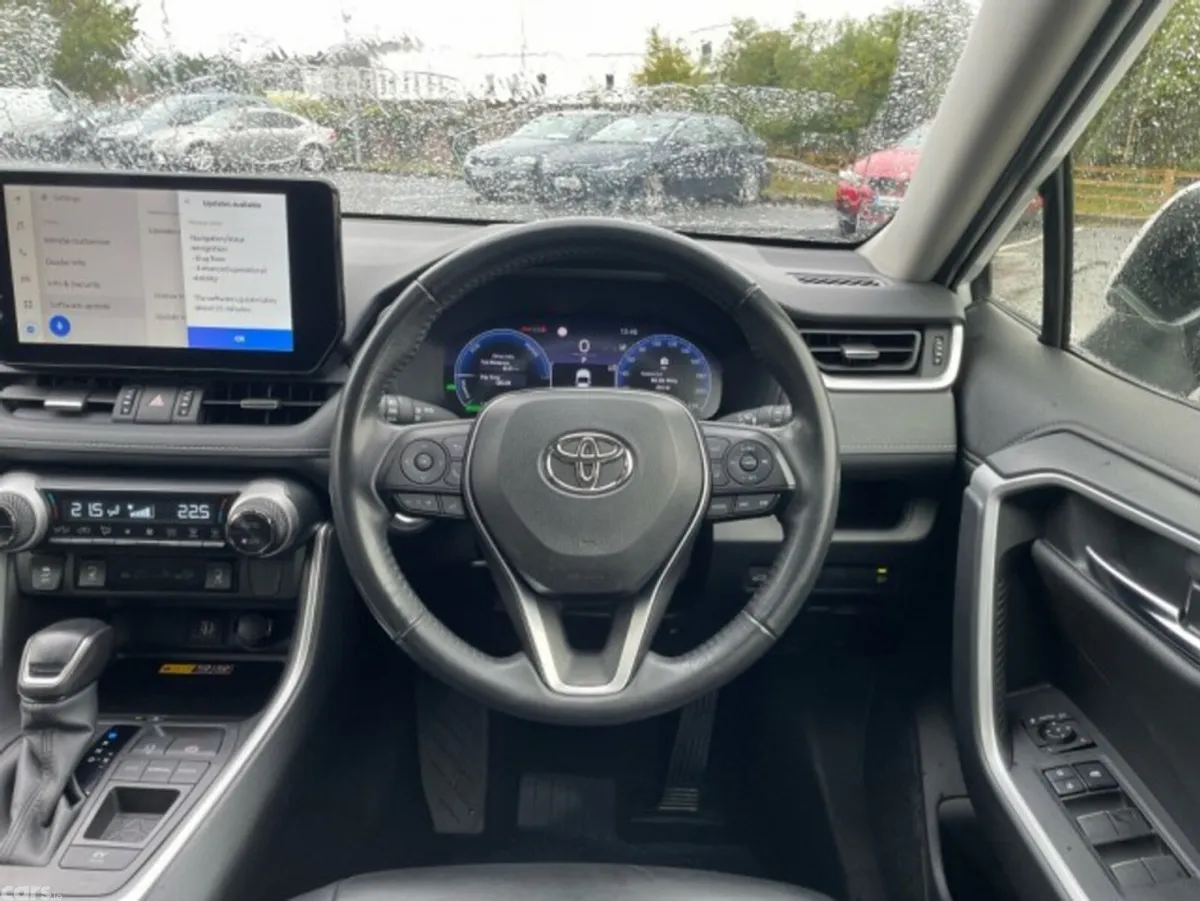 Toyota RAV4 SUV, Petrol Hybrid, 2024, White