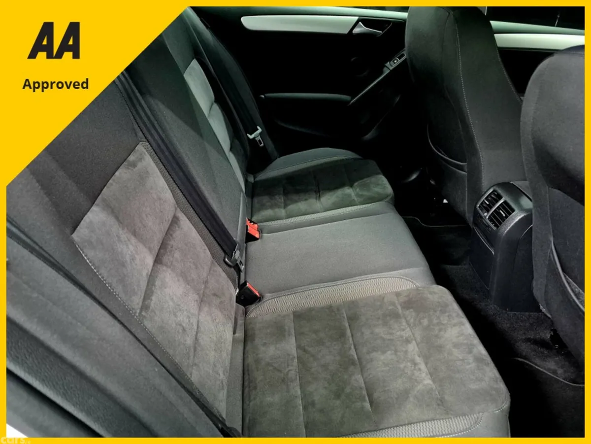Volkswagen Golf Hatchback, Petrol, 2012, White