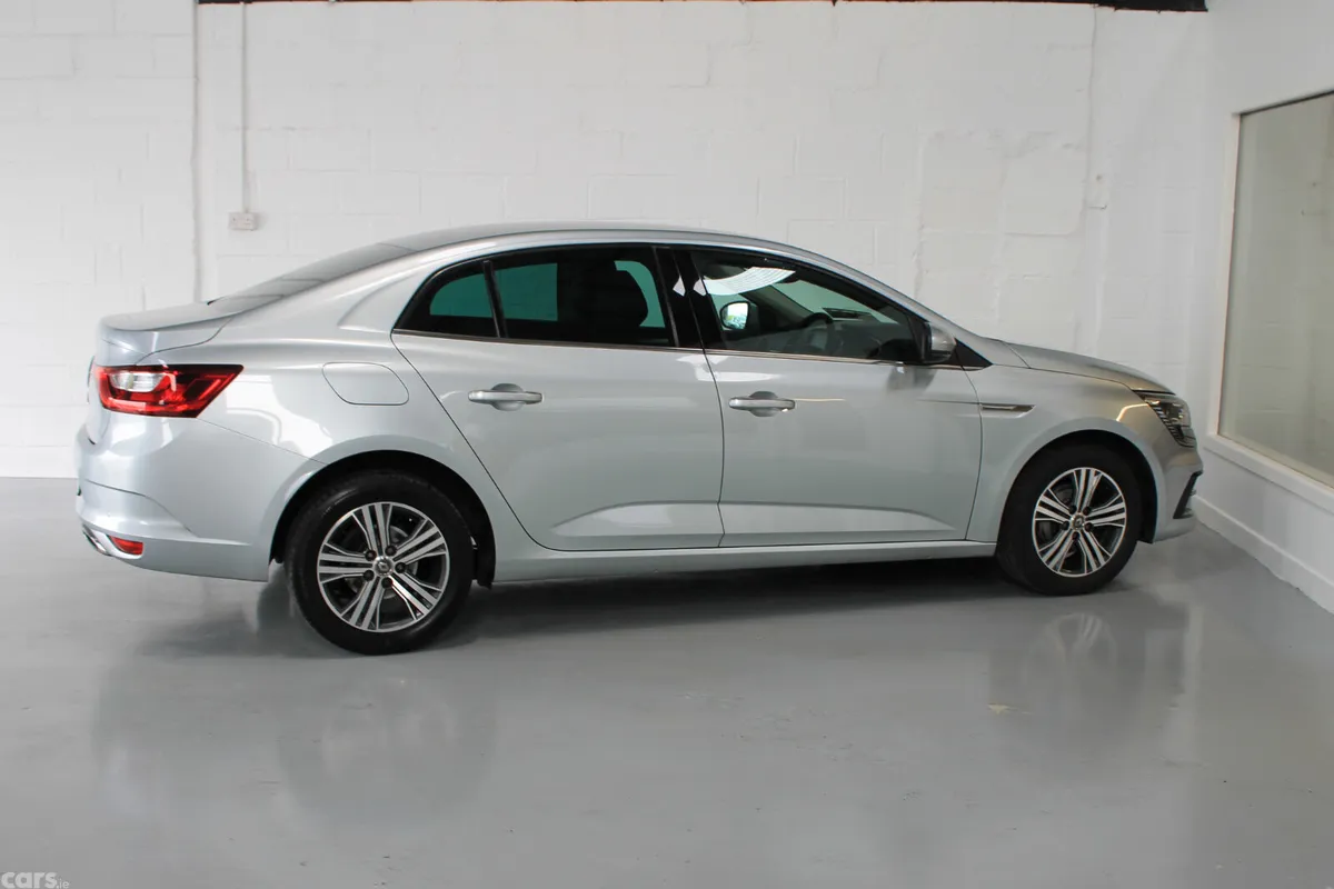 Renault Megane Saloon, Petrol, 2021, Silver