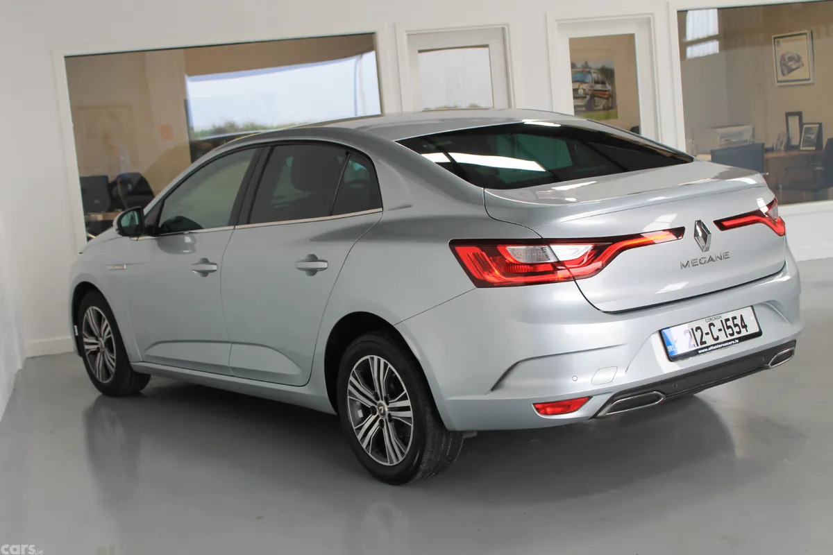 Renault Megane Saloon, Petrol, 2021, Silver