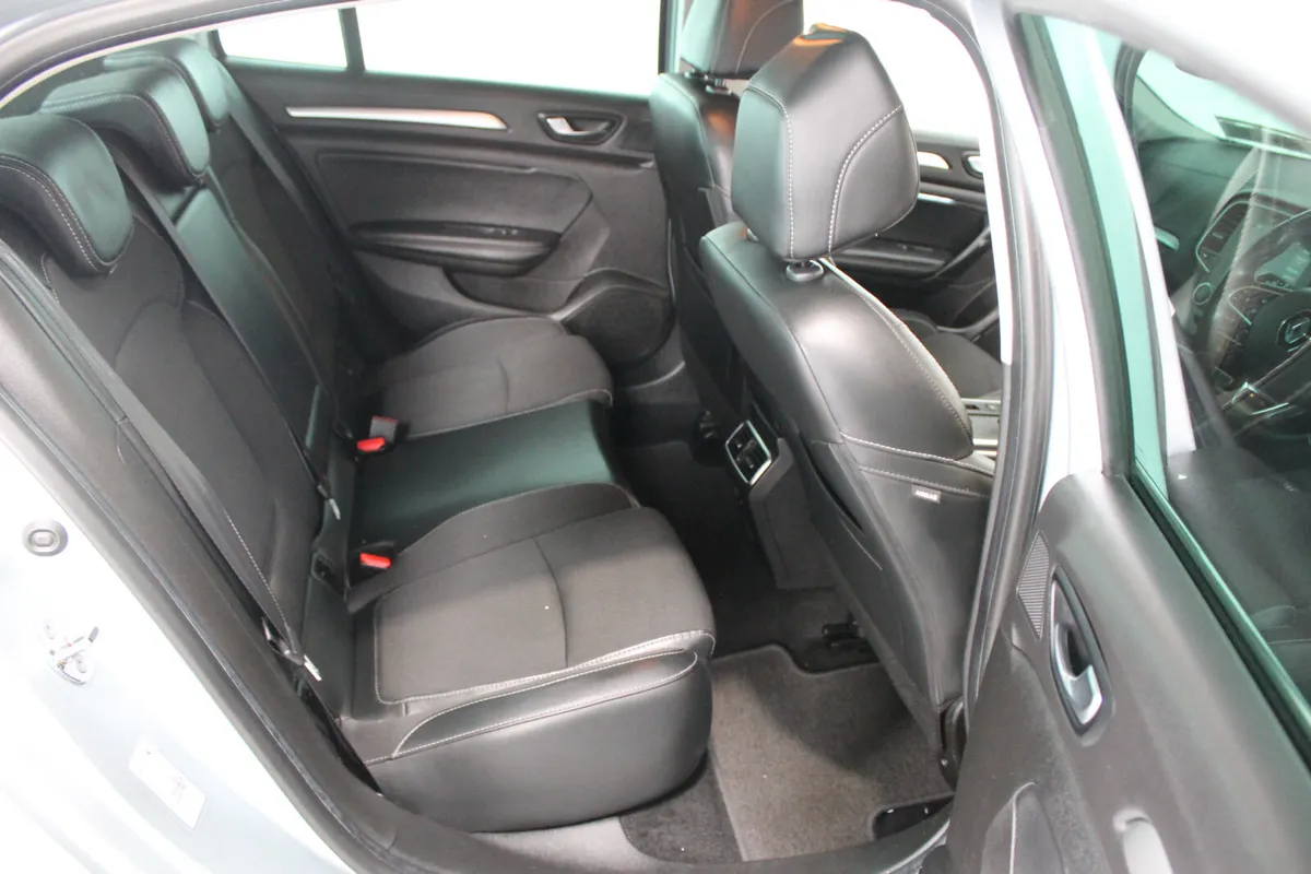 Renault Megane Saloon, Petrol, 2021, Silver
