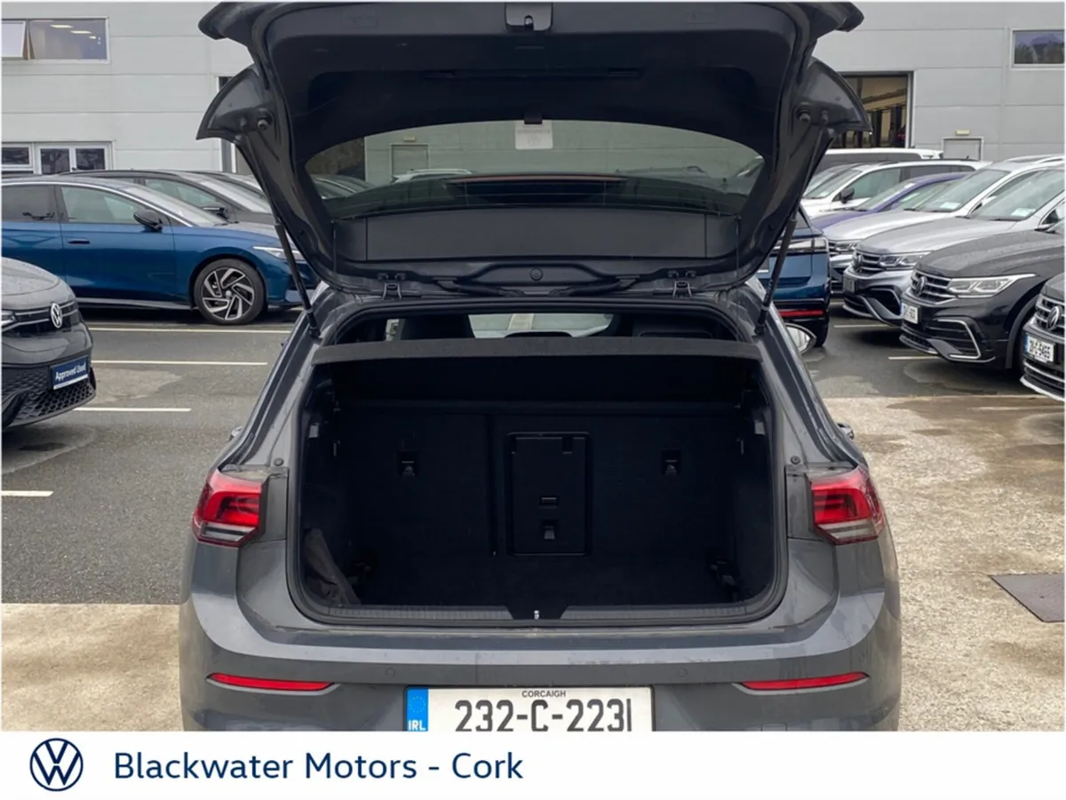 Volkswagen Golf SUV, Petrol, 2023, Grey