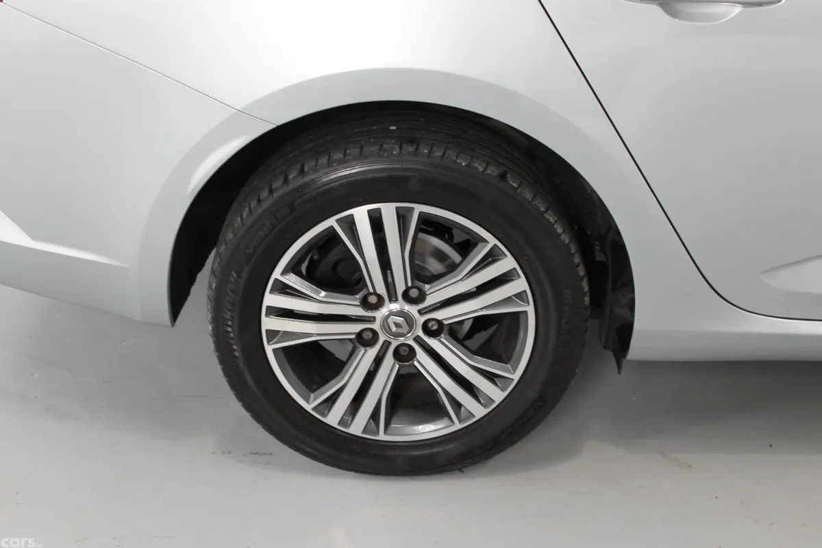 Renault Megane Saloon, Petrol, 2021, Silver