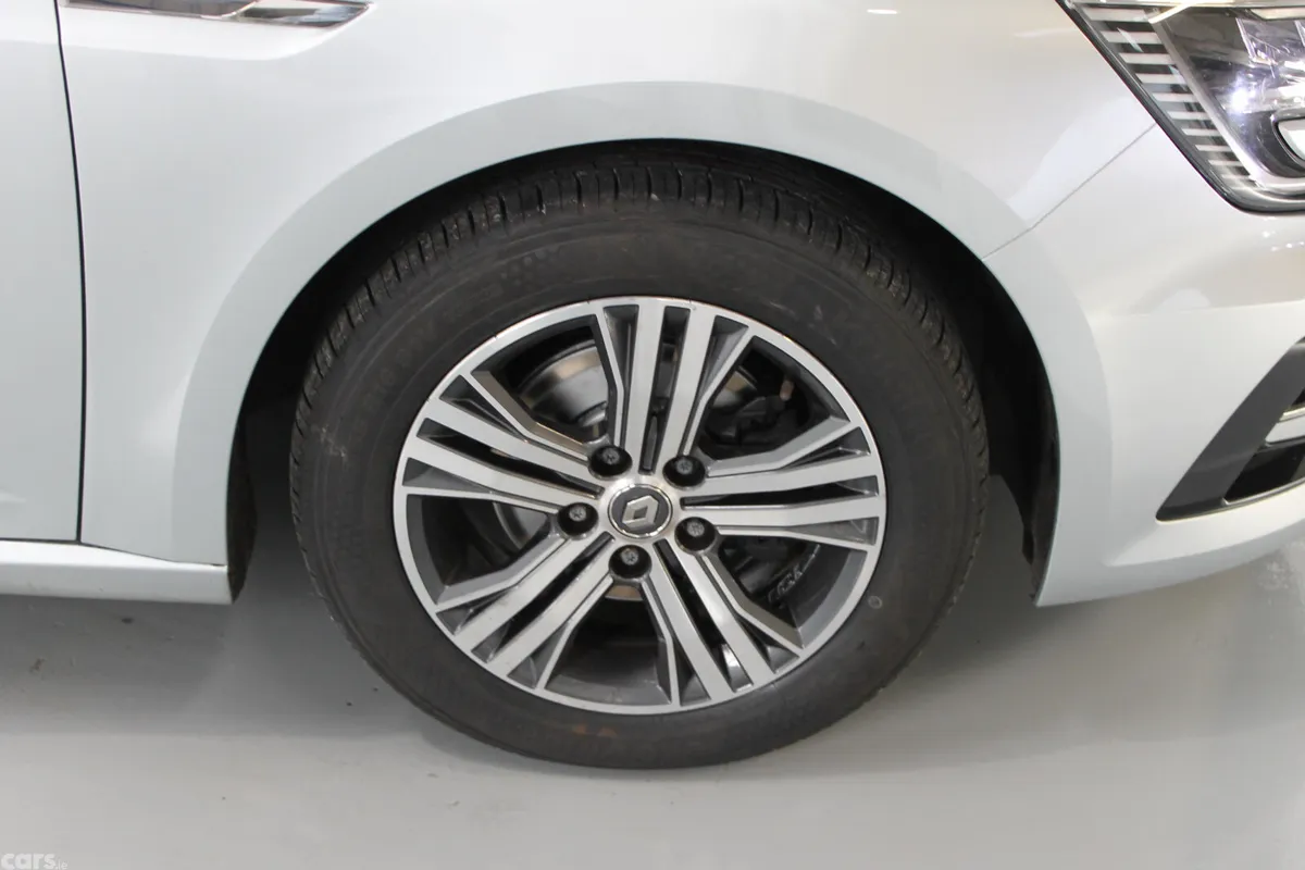 Renault Megane Saloon, Petrol, 2021, Silver