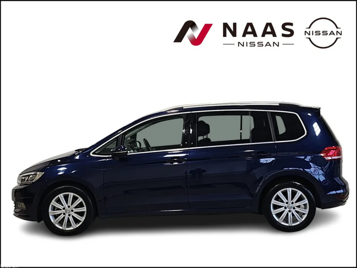 Volkswagen Touran SUV, Petrol, 2018, Blue