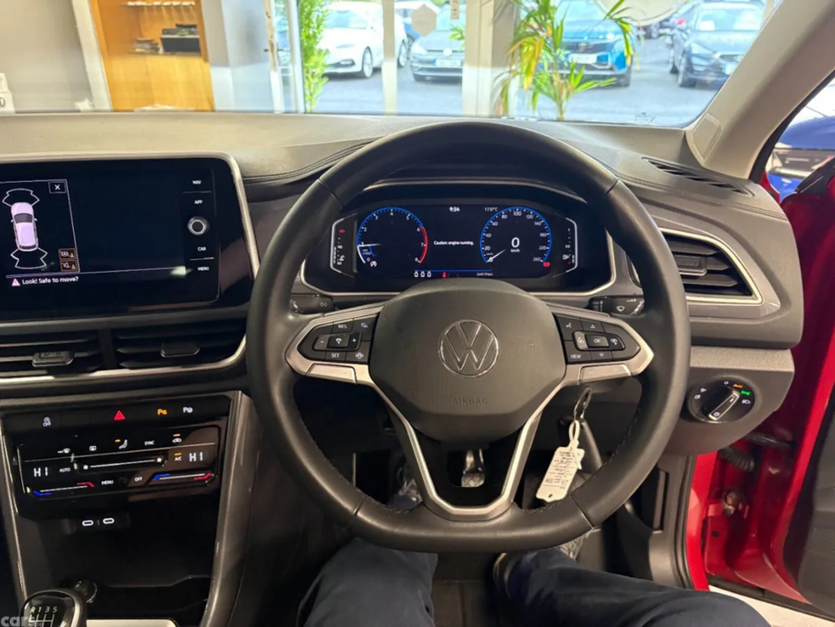 Volkswagen T-Roc SUV, Petrol, 2023, Red