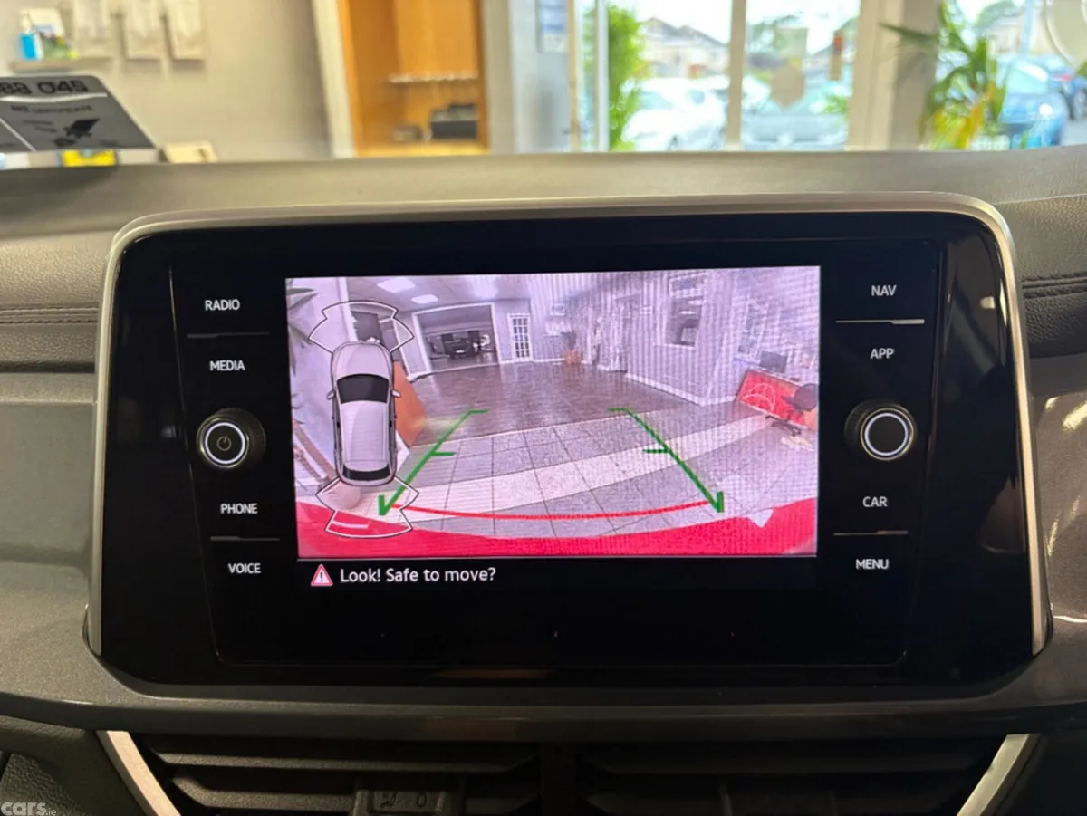 Volkswagen T-Roc SUV, Petrol, 2023, Red