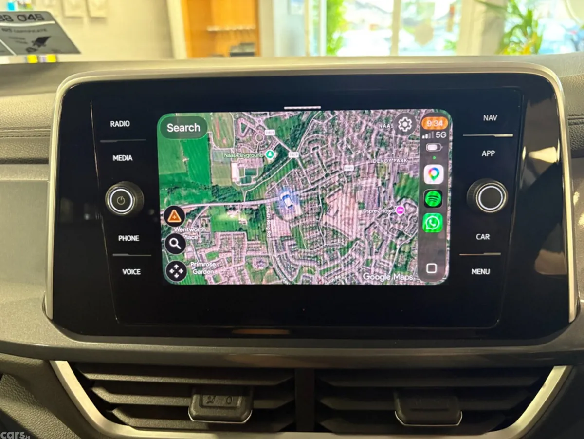 Volkswagen T-Roc SUV, Petrol, 2023, Red