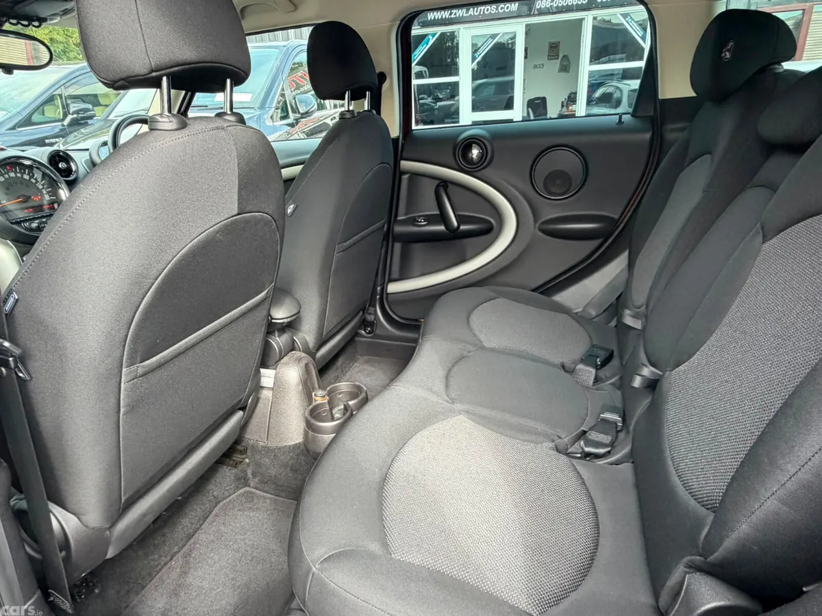 Mini Countryman Hatchback, Diesel, 2014, Brown