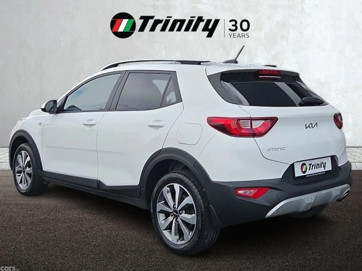 Kia Stonic SUV, Petrol, 2024, White