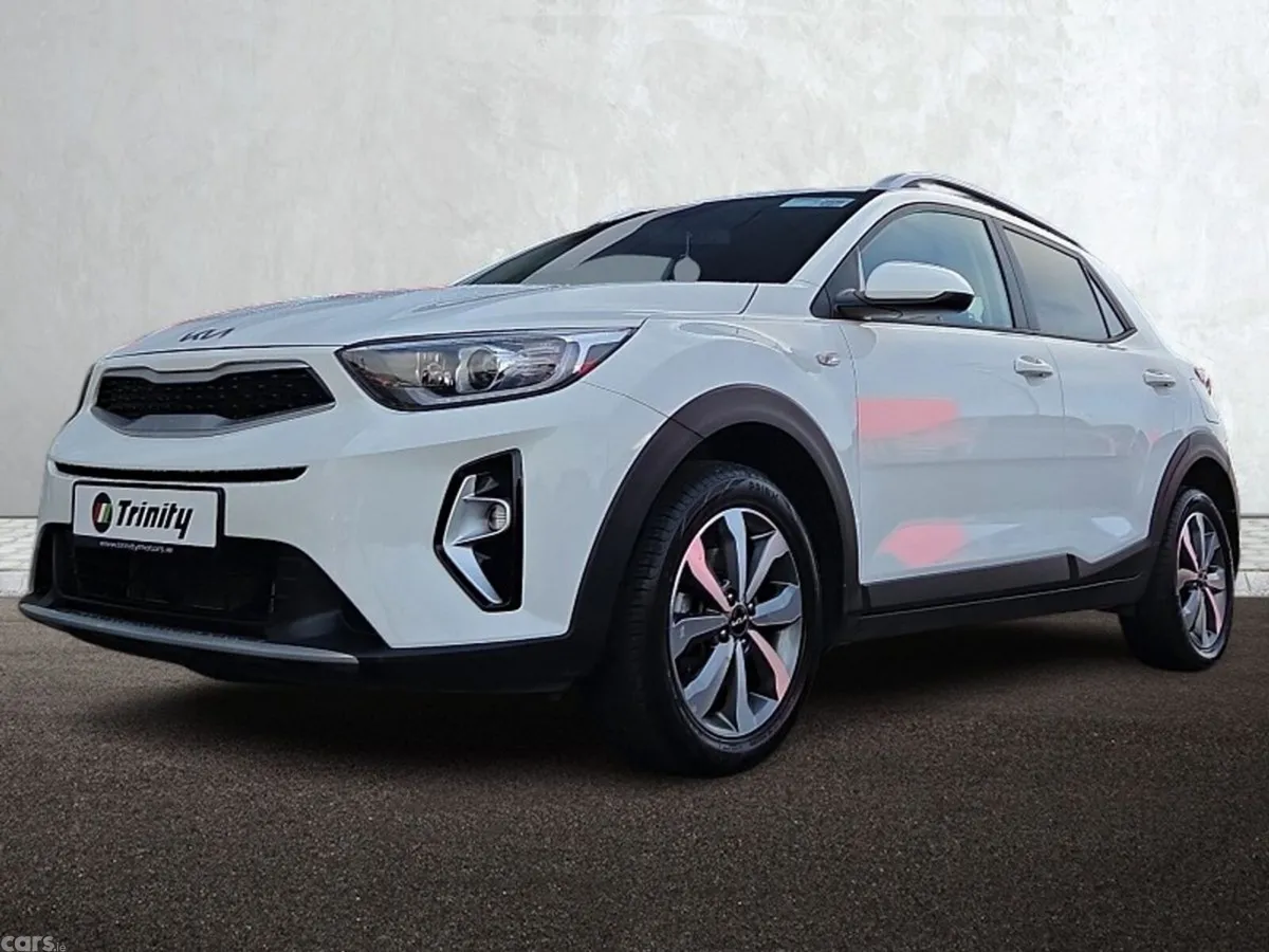 Kia Stonic SUV, Petrol, 2024, White