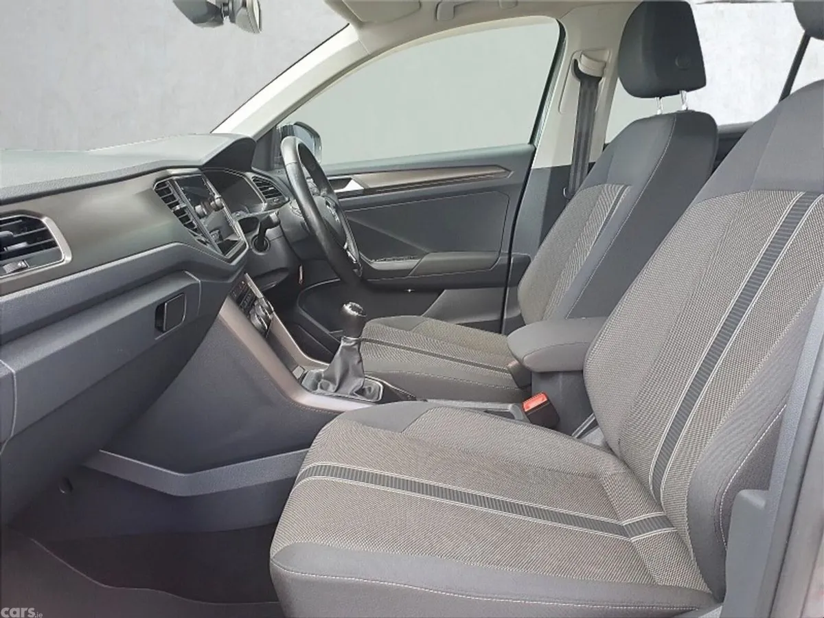 Volkswagen T-Roc ** DESIGN MODEL STUNNING CAR ** 1, Wexford