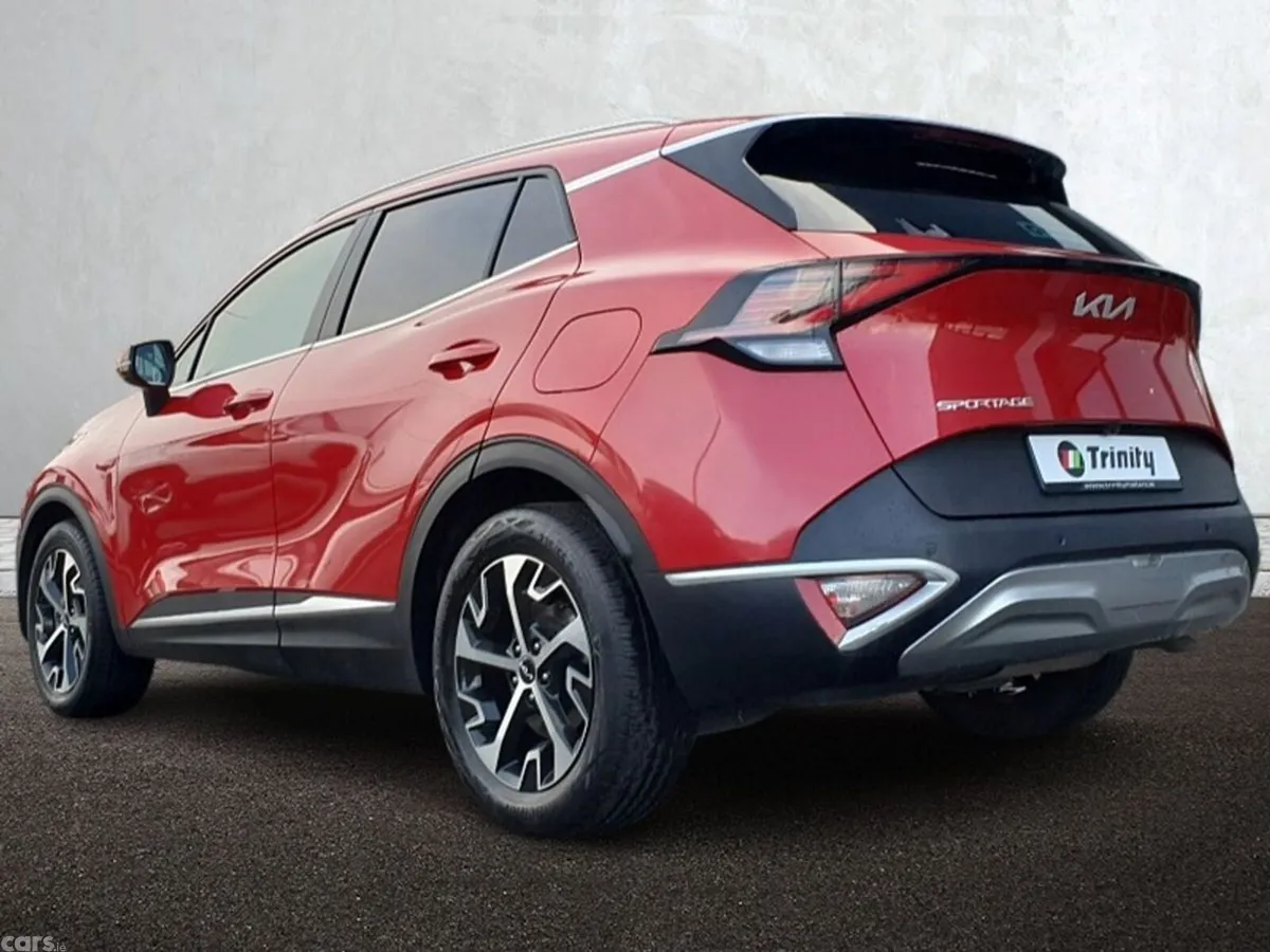 Kia Sportage SUV, Diesel Hybrid, 2024, Red