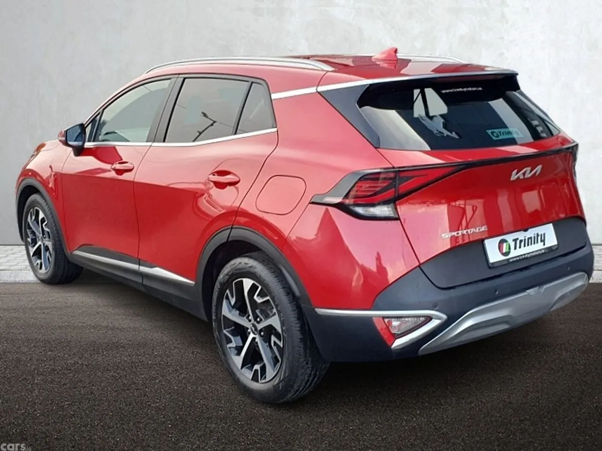 Kia Sportage SUV, Diesel Hybrid, 2024, Red