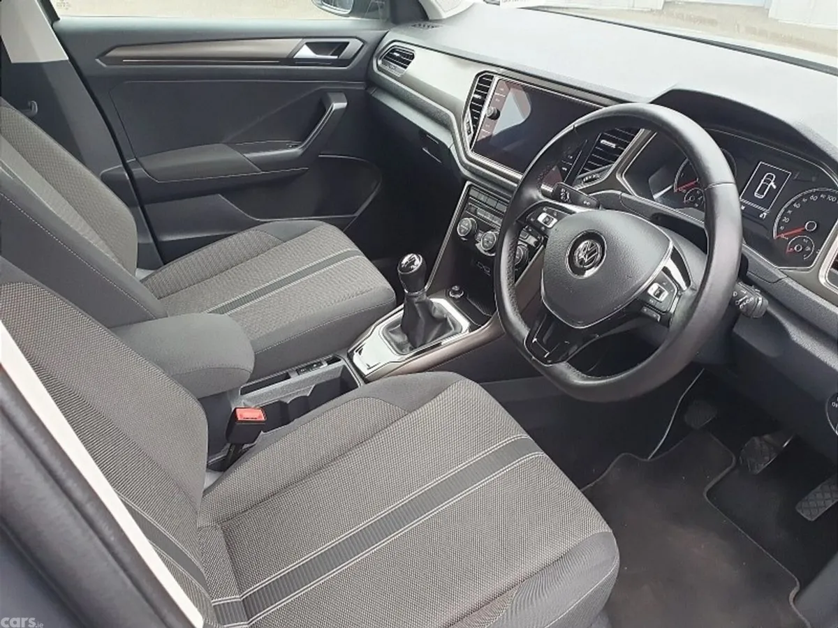 Volkswagen T-Roc ** DESIGN MODEL STUNNING CAR ** 1, Wexford