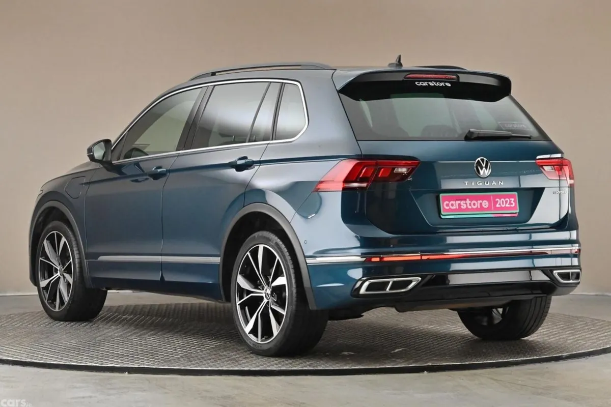 Volkswagen Tiguan SUV, Petrol Hybrid, 2023, Blue
