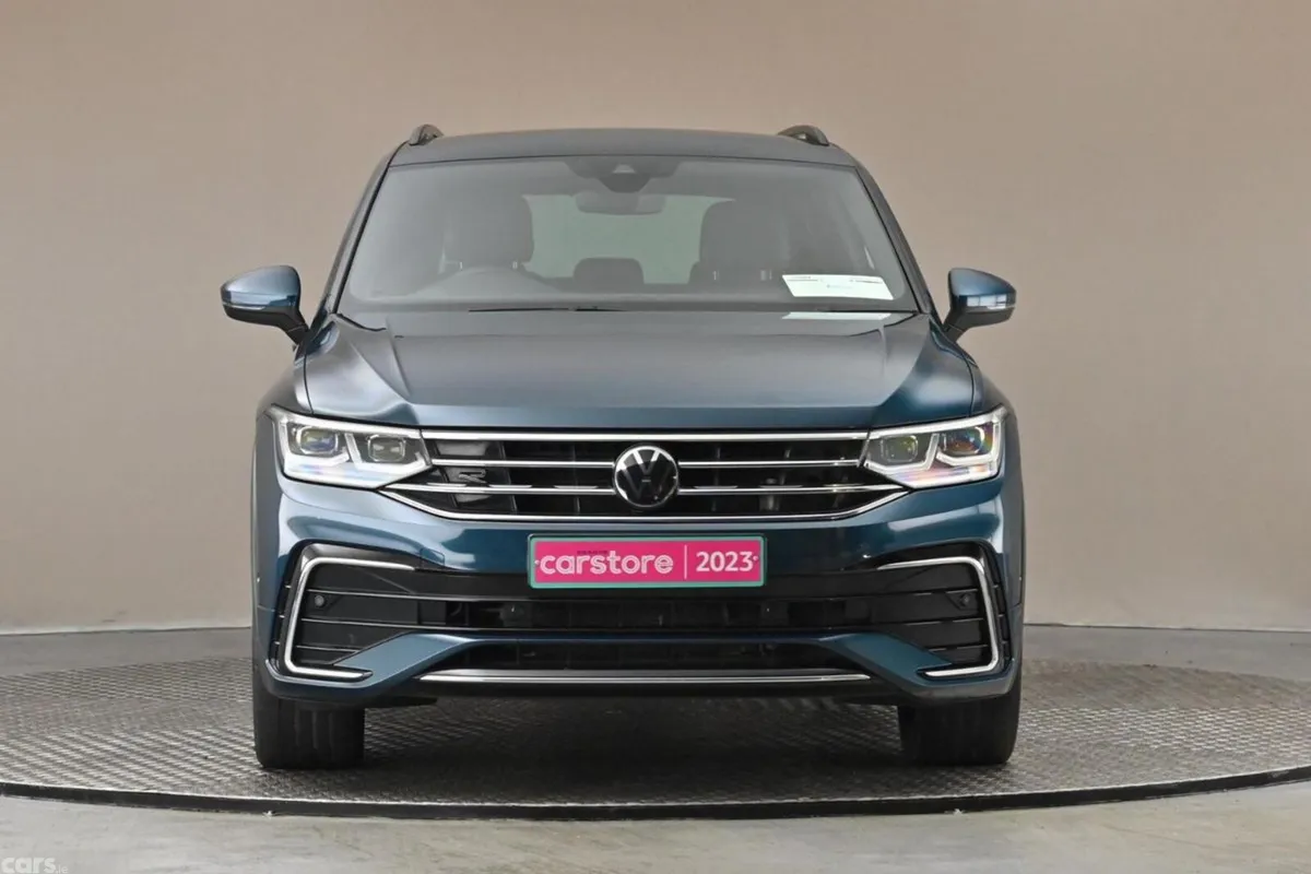 Volkswagen Tiguan SUV, Petrol Hybrid, 2023, Blue