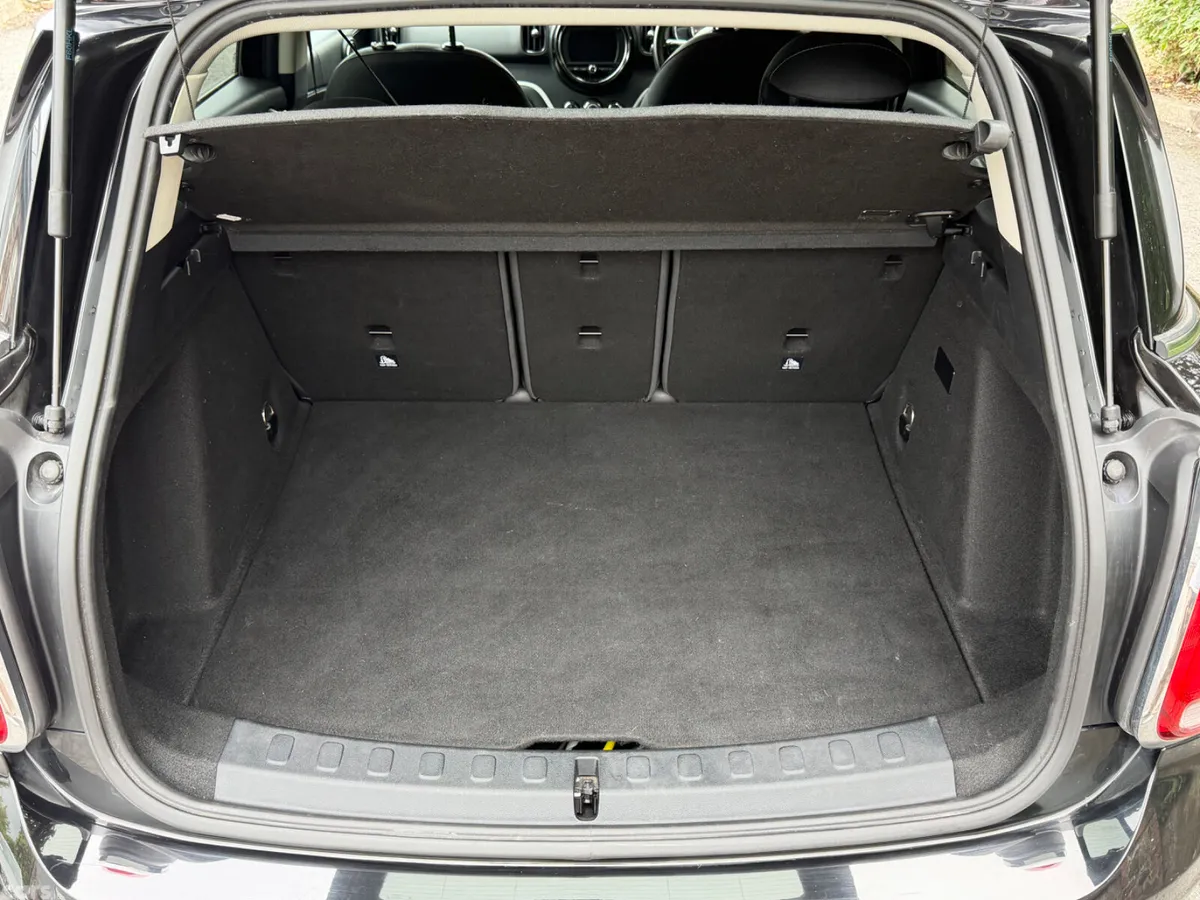 Mini Countryman SUV, Petrol Hybrid, 2018, Black