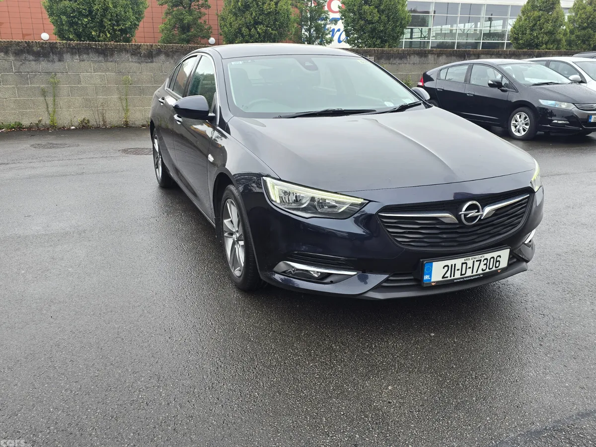 Opel Insignia Hatchback, Diesel, 2021, Blue