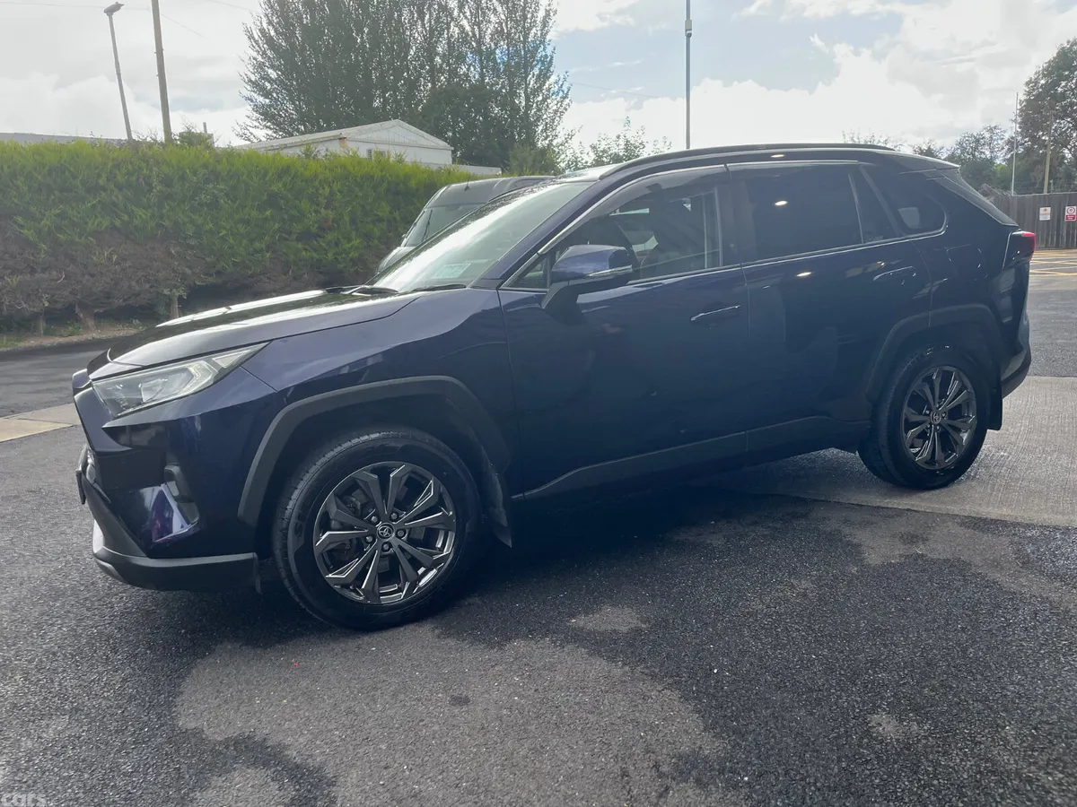 Toyota RAV4 SUV, Petrol Hybrid, 2023, Blue