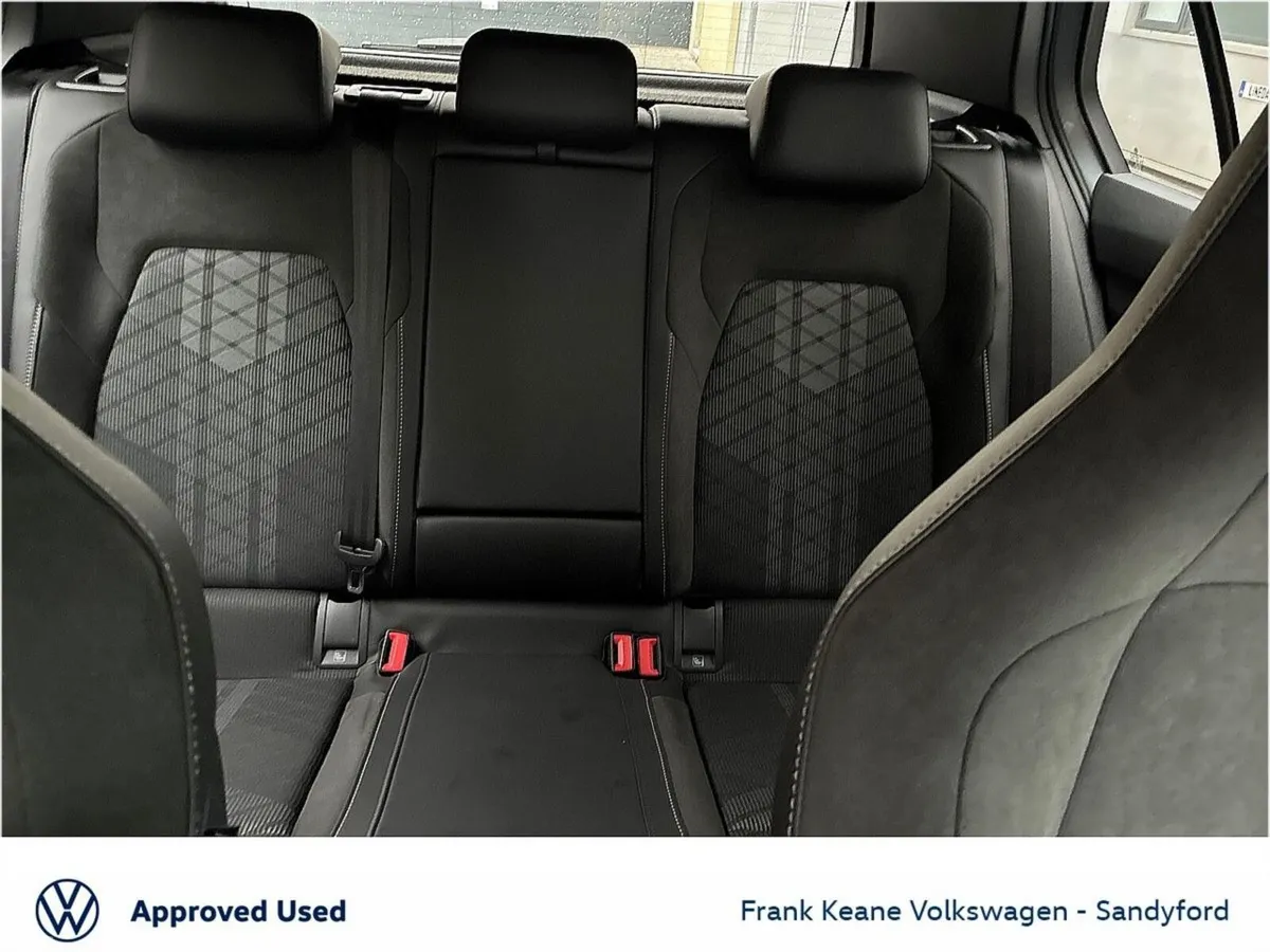 Volkswagen Golf Estate, Petrol, 2027, Silver