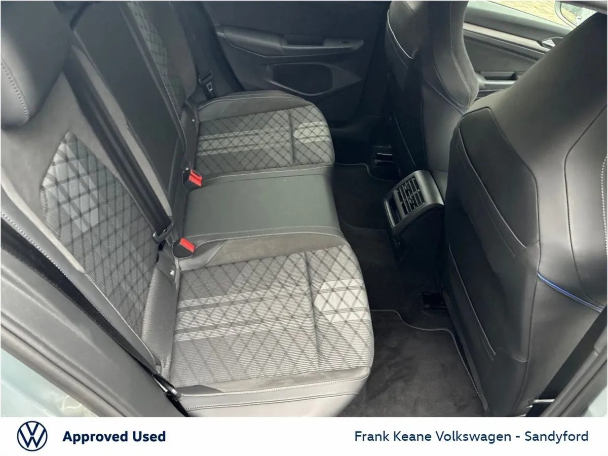 Volkswagen Golf Estate, Petrol, 2027, Silver