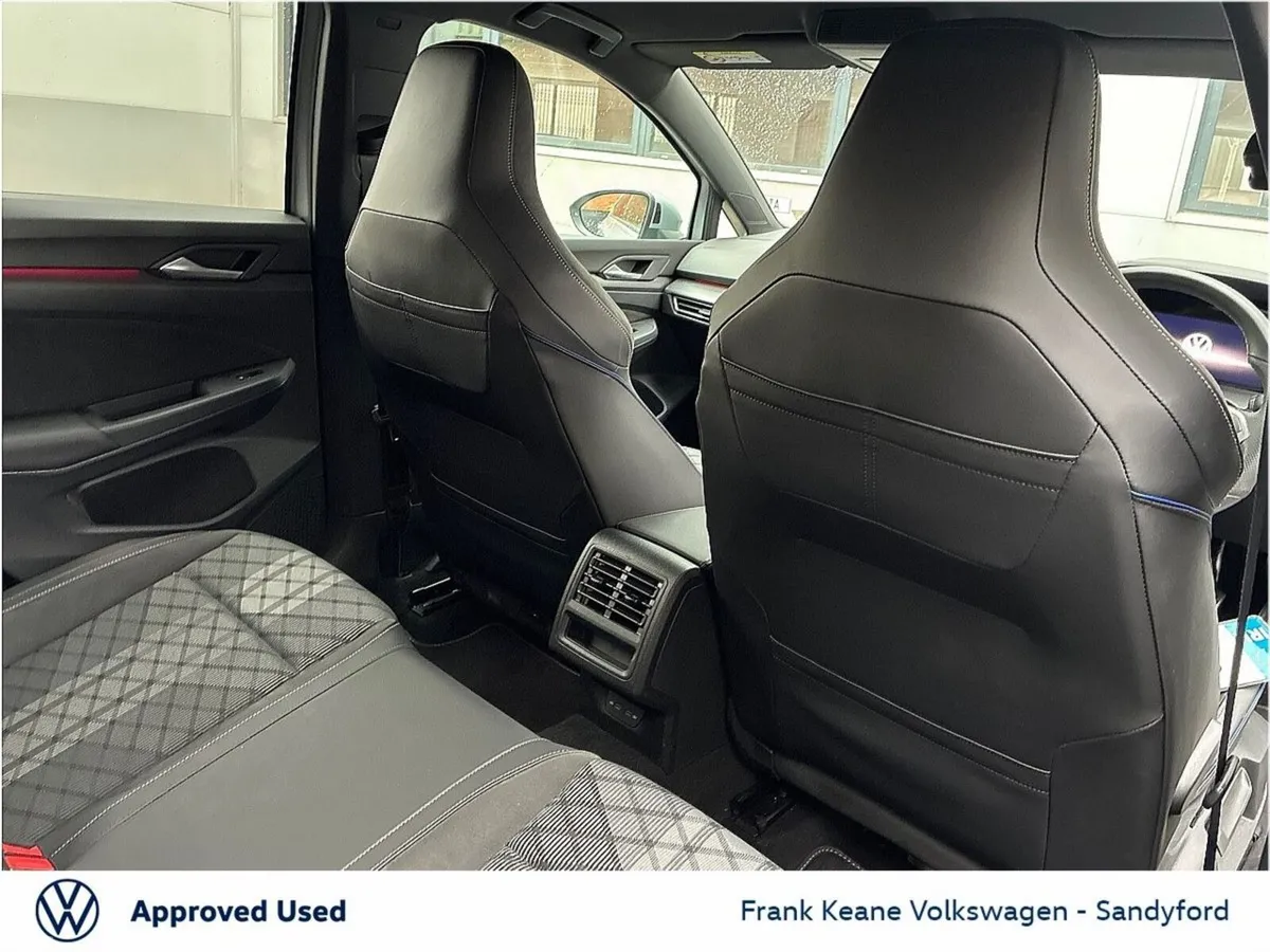 Volkswagen Golf Estate, Petrol, 2027, Silver