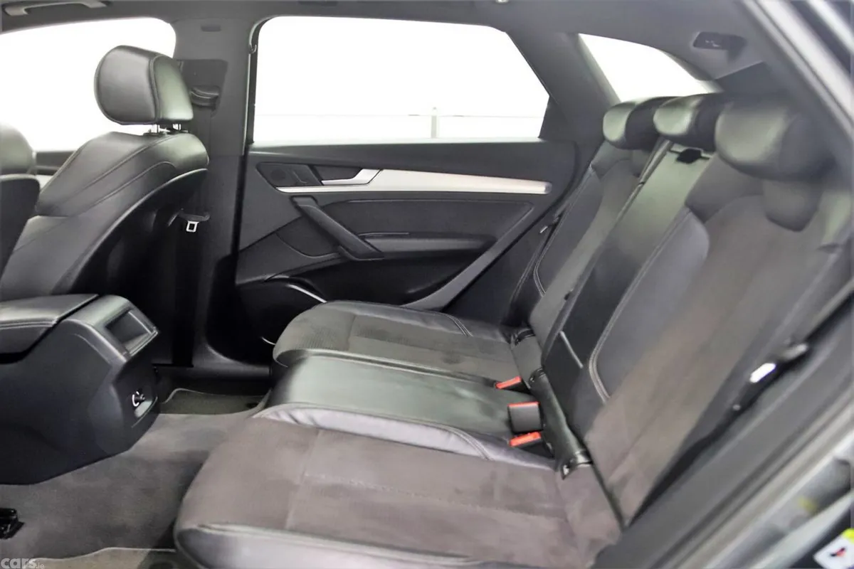 Audi Q5 SUV, Diesel, 2019, Grey