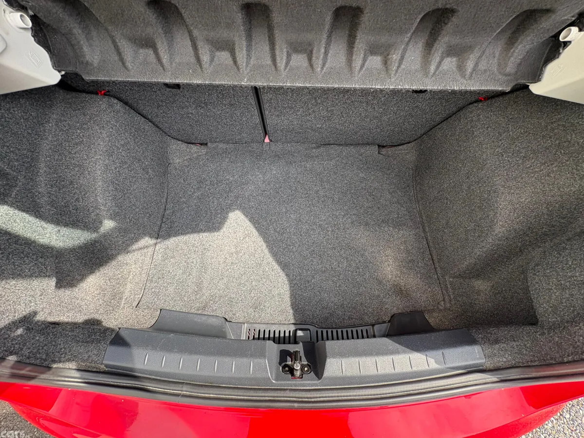SEAT Ibiza Hatchback, Petrol, 2017, Red